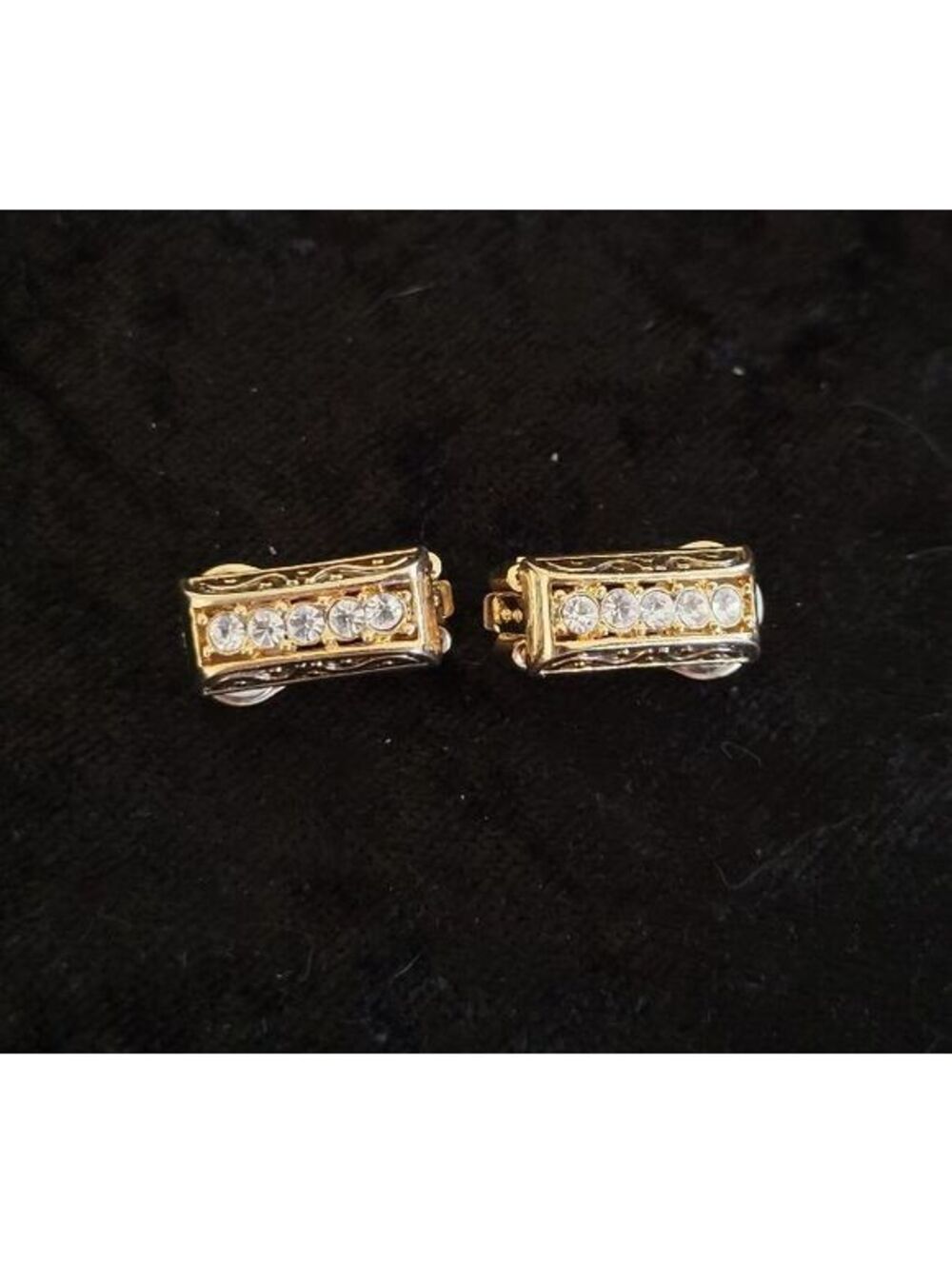 Timeless Glamor Meets Vintage Charm